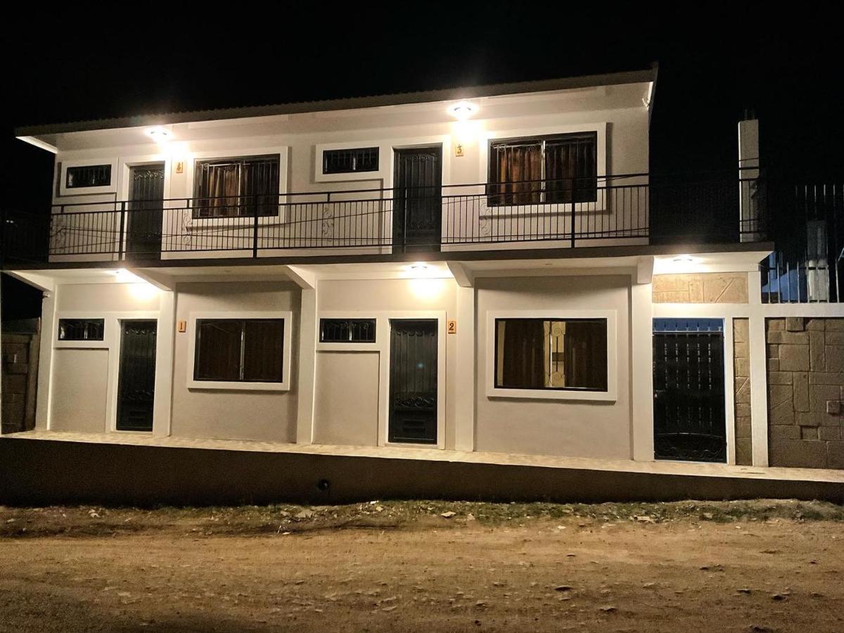 Wally'S Place Эстели Экстерьер фото