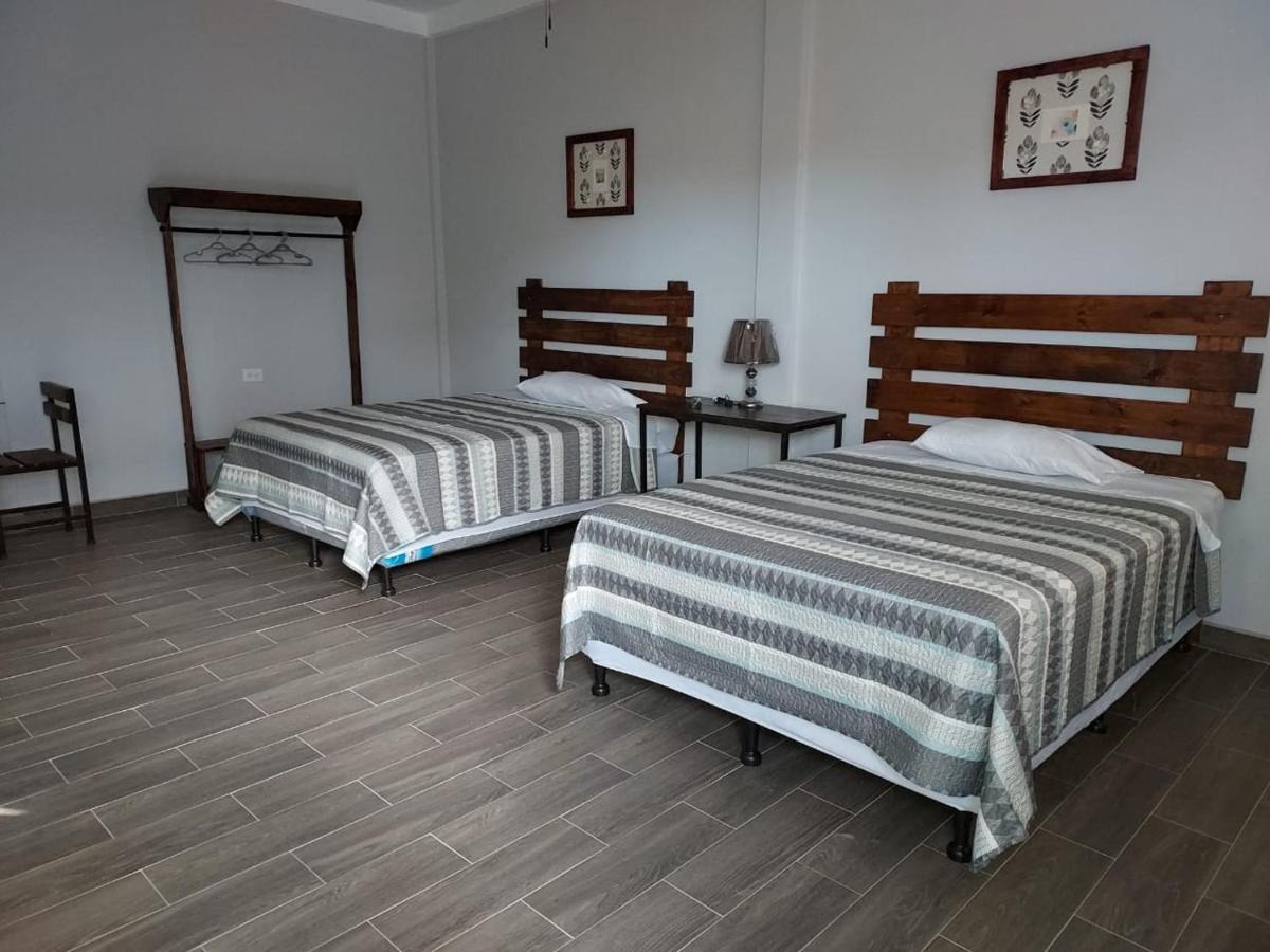 Wally'S Place Эстели Экстерьер фото